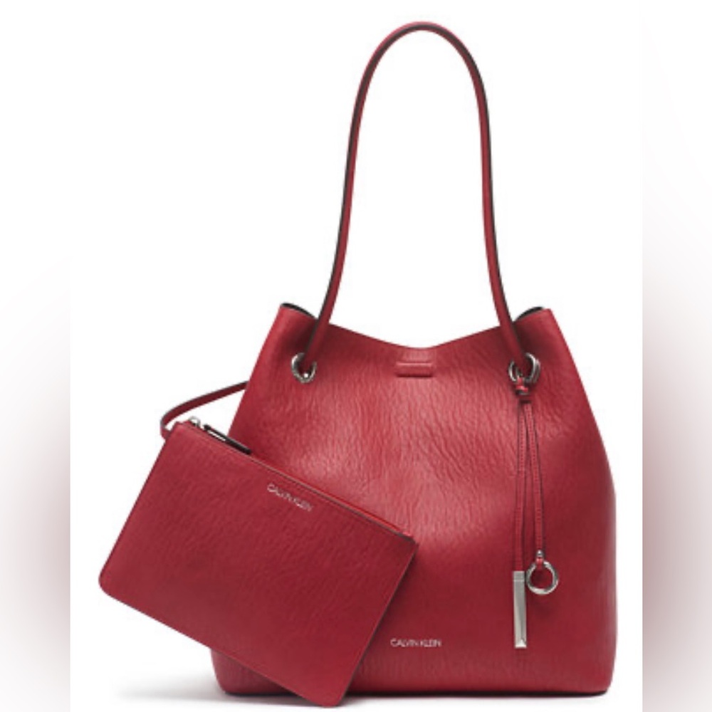 Calvin Klein Gabrianna Red Tote Bucket Bag NWOT + Free La Mer Beauty Bag - Picture 2 of 10